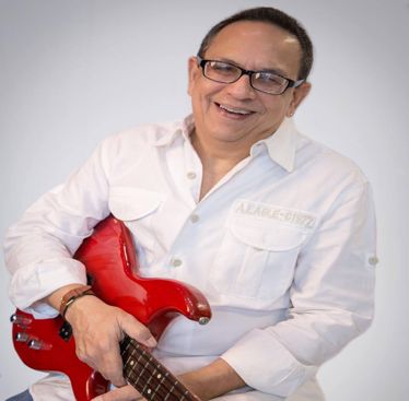Gary Nuñez & Plena Libre
